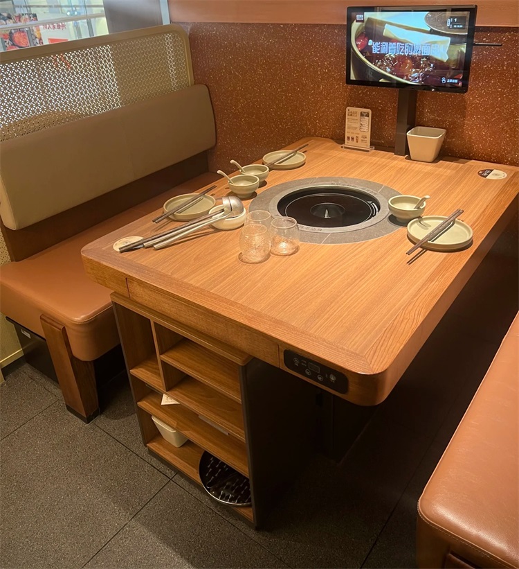 巴奴火鍋桌椅