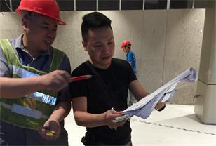 有了他，餐廳設計師可以省（shěng）下50%的時（shí）間