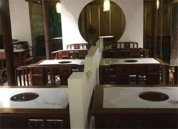 高撈莊餐廳火鍋（guō）桌椅定做（zuò）