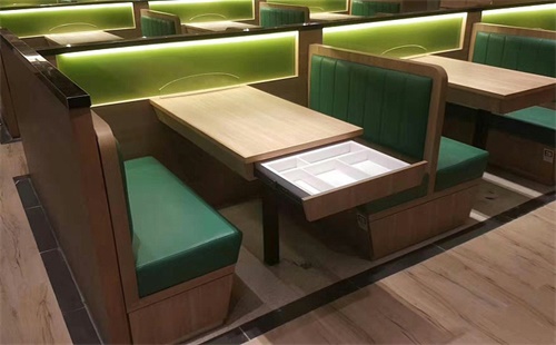 餐廳桌椅裝（zhuāng）修風格展示