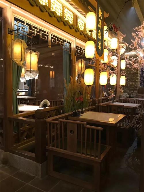 芙蓉樓餐廳（tīng）桌椅