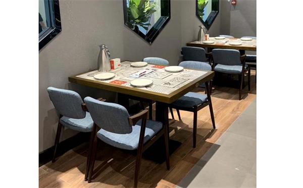 茶餐廳餐台
