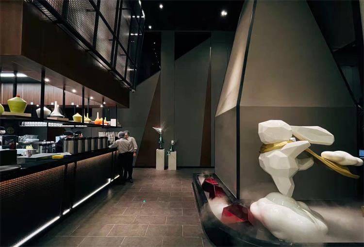 湊湊火鍋廣州琶洲保利廣場（chǎng）店自助餐台