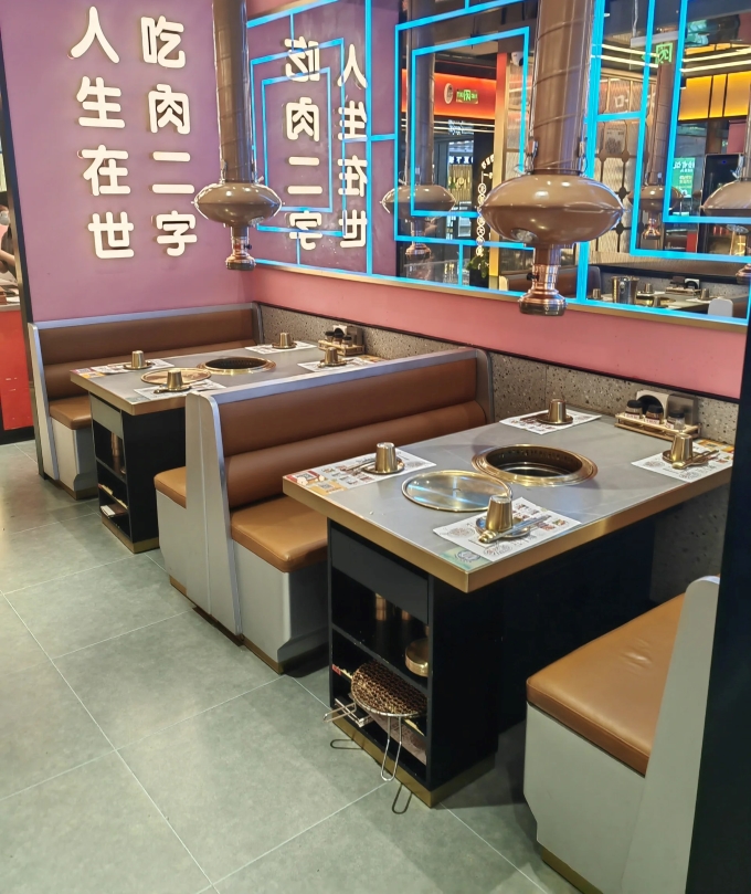 烤肉(ròu)店上排煙無煙炭火烤肉桌